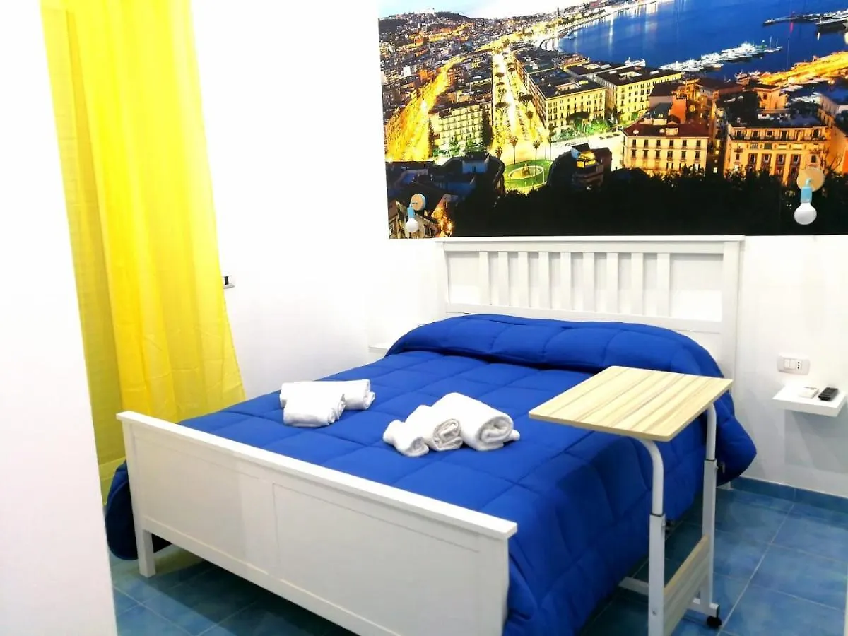 Lombardi Luxury Home Nápoles Bed and breakfast