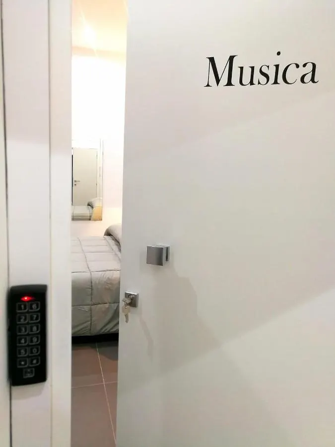 Lombardi Luxury Home Nápoles Bed and breakfast